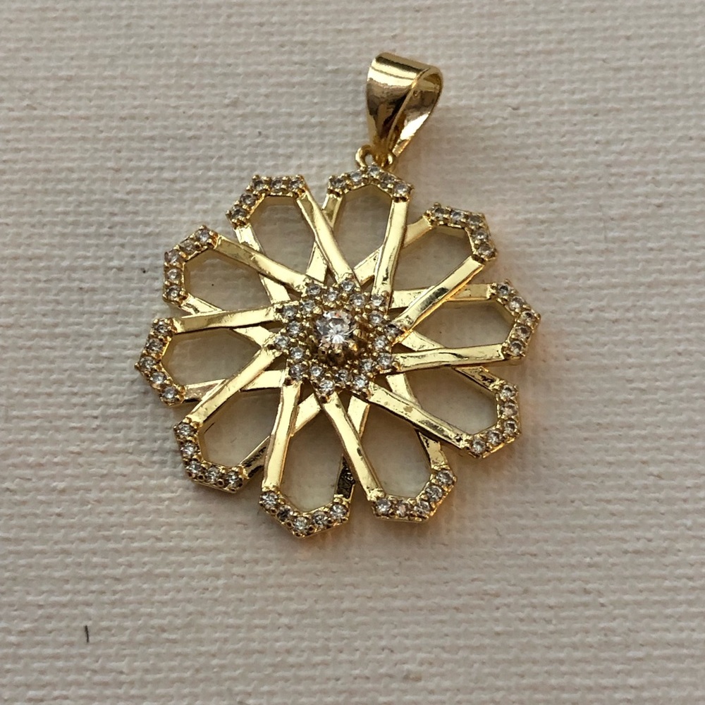 Gold Floral Crystal Pendant Necklace